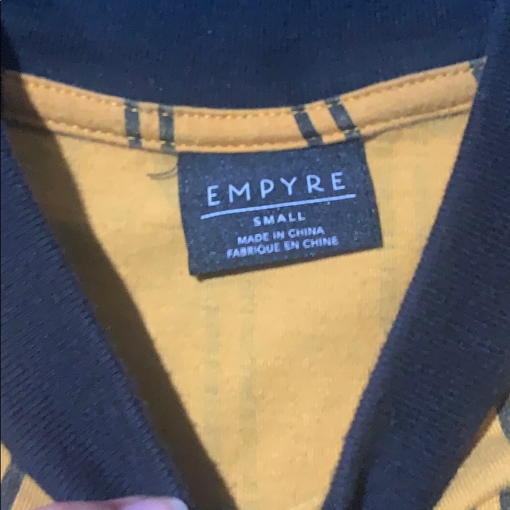 Shirt - Picture 3 of 4